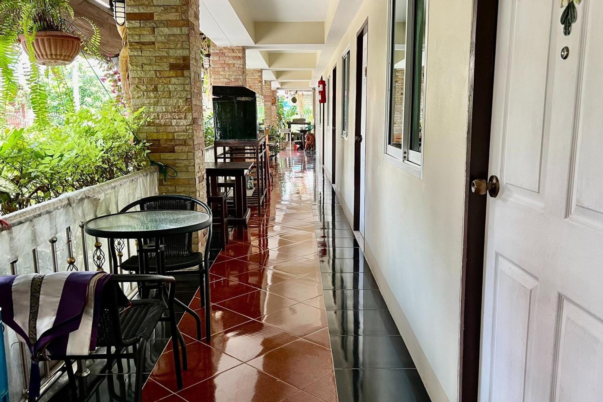 Nan Thara Place Exterior photo