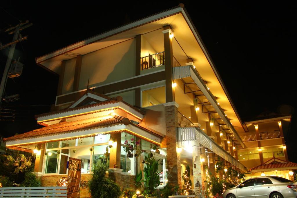Nan Thara Place Exterior photo