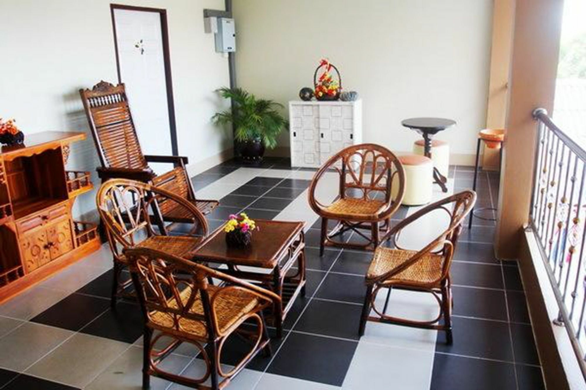Nan Thara Place Exterior photo